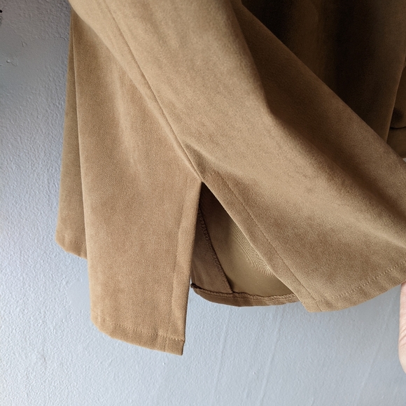 Vintage Camel Suedeen Shacket - Picture 9 of 11